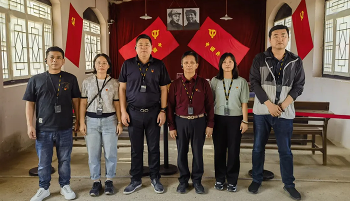 重溫黨史記憶，追尋紅色足跡--仙津黨支部組織參觀(guān)紅色基地